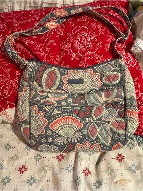 Quilted Floral Shoulder Bag in Gray and Coral